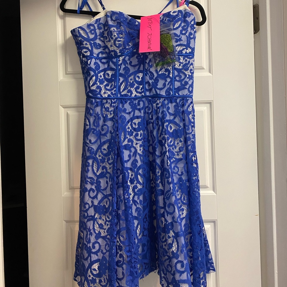 NWT Betsy Johnson strapless dress